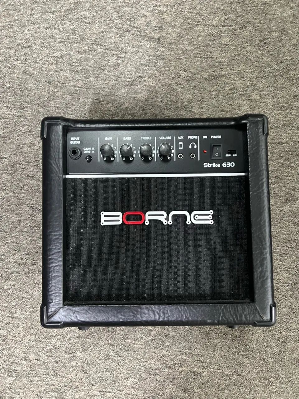 Caixa amplificadora borne