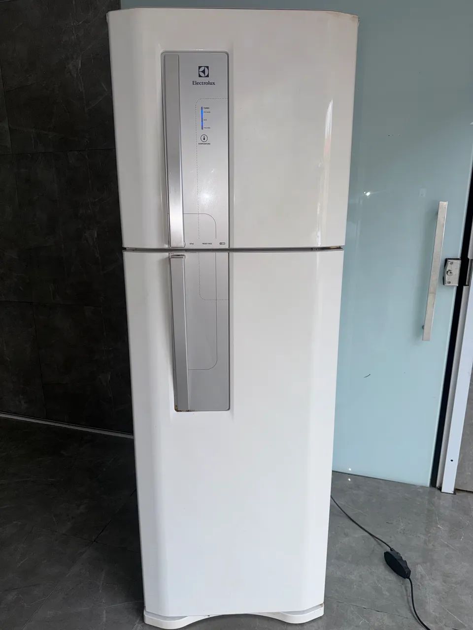 Geladeira Eletrolux Duplex Fros Fre 110v funcionando perfeitamente  - Foto 3