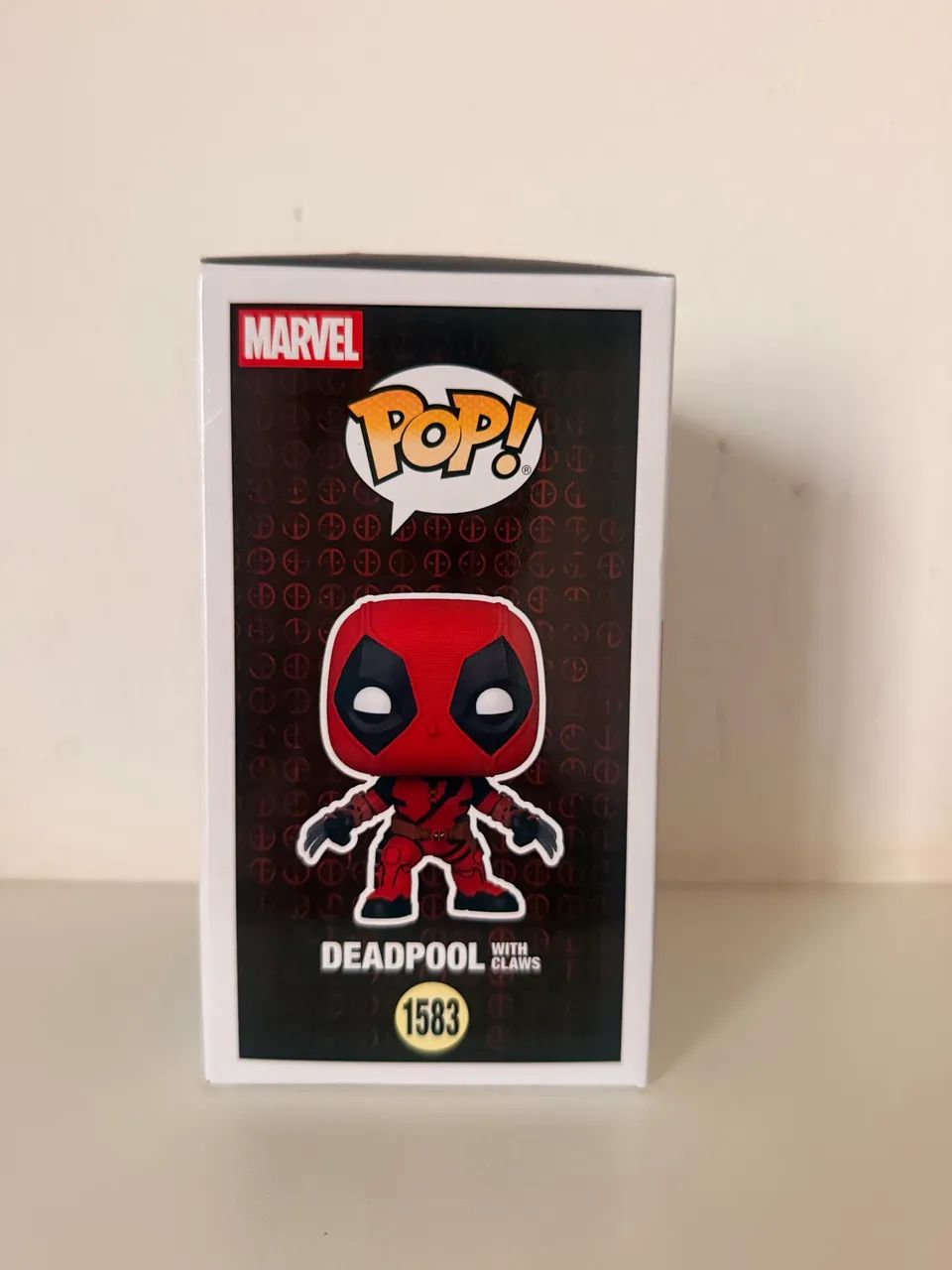Funko Pop Marvel: Deadpool #1583 (With Claws) Deadpool & Wolverine - Foto 3