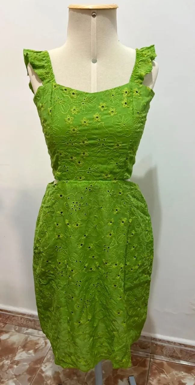 Vestido de Lese novo