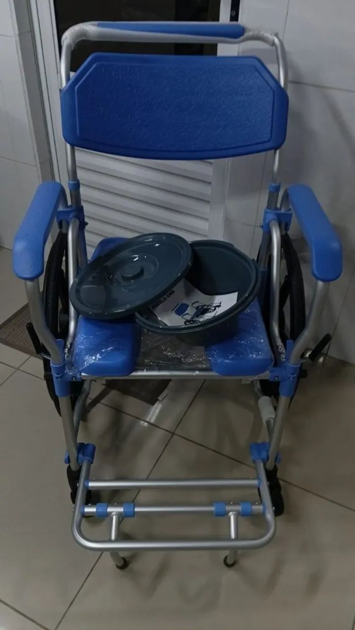 Cadeira de Banho Nova Para Deficiente ou Acessibilidade. - Foto 2