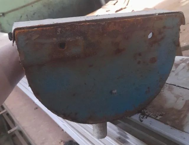 Vende-se Bebedouros de Ferro Fundido. - Foto 2