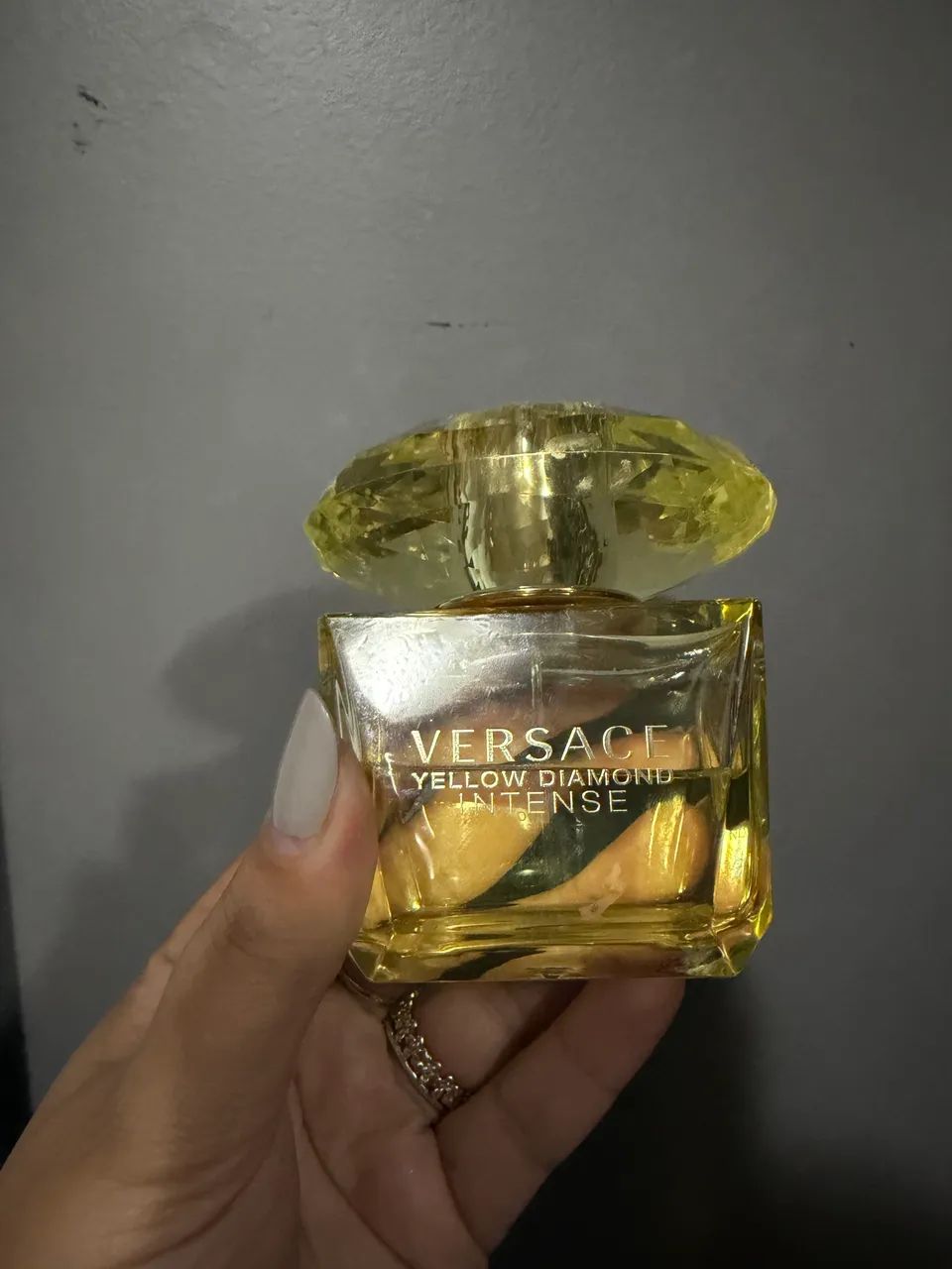 versace diamond yellow