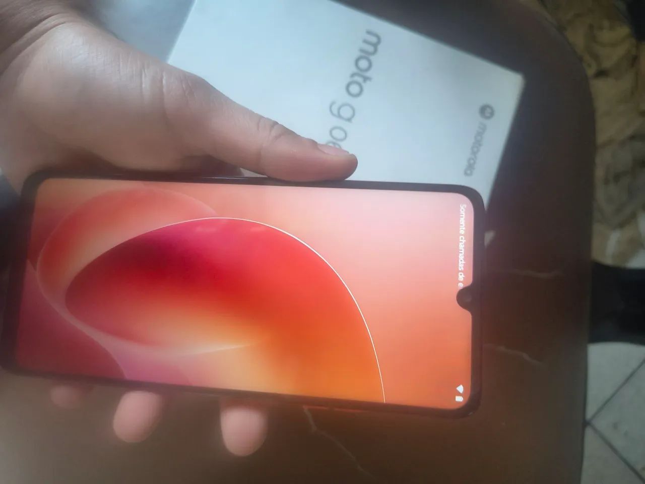 Moto G06 128 GB na caixa com nota
