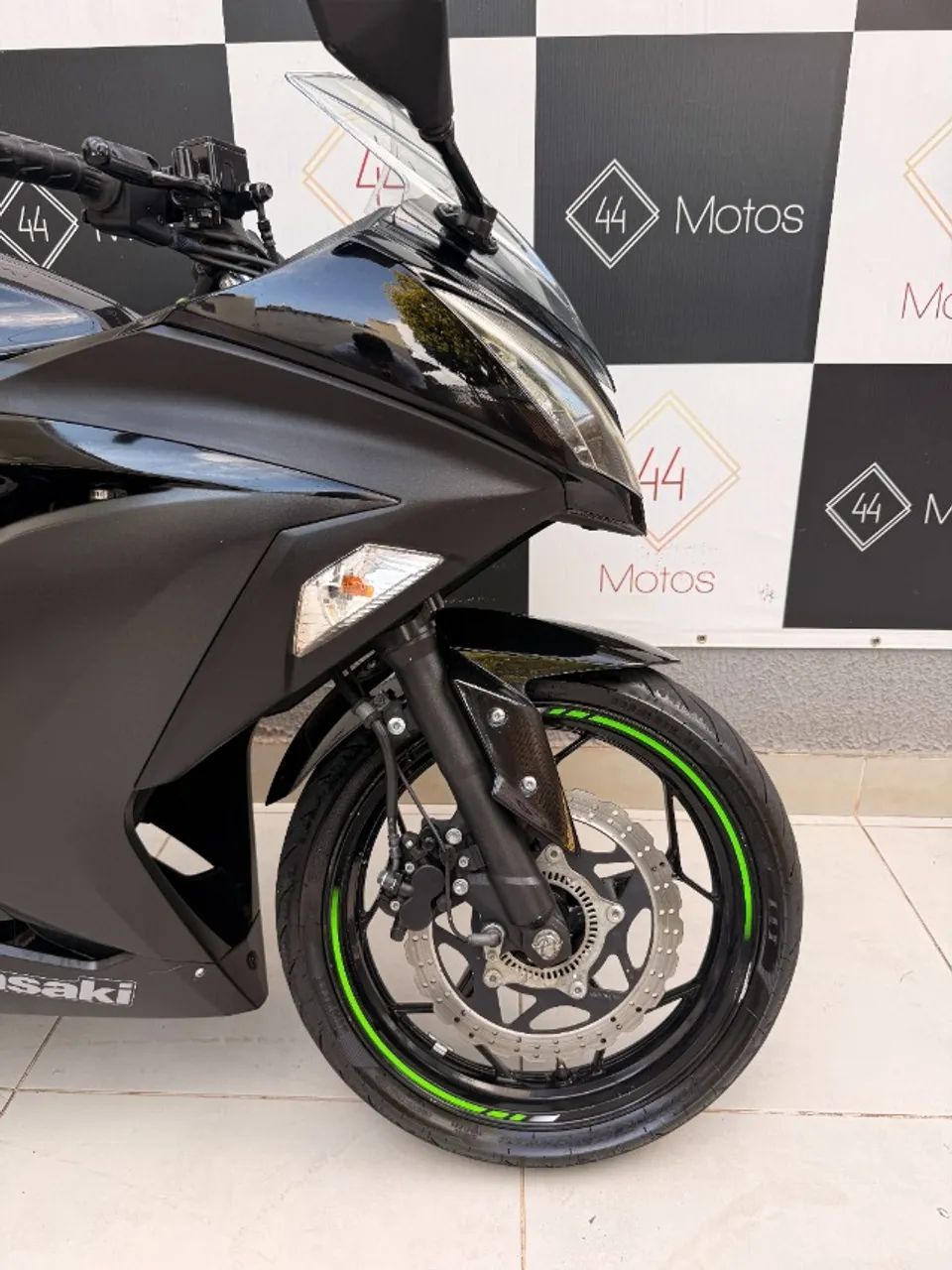 Kawasaki Ninja 300 ABS 2018 - Foto 4