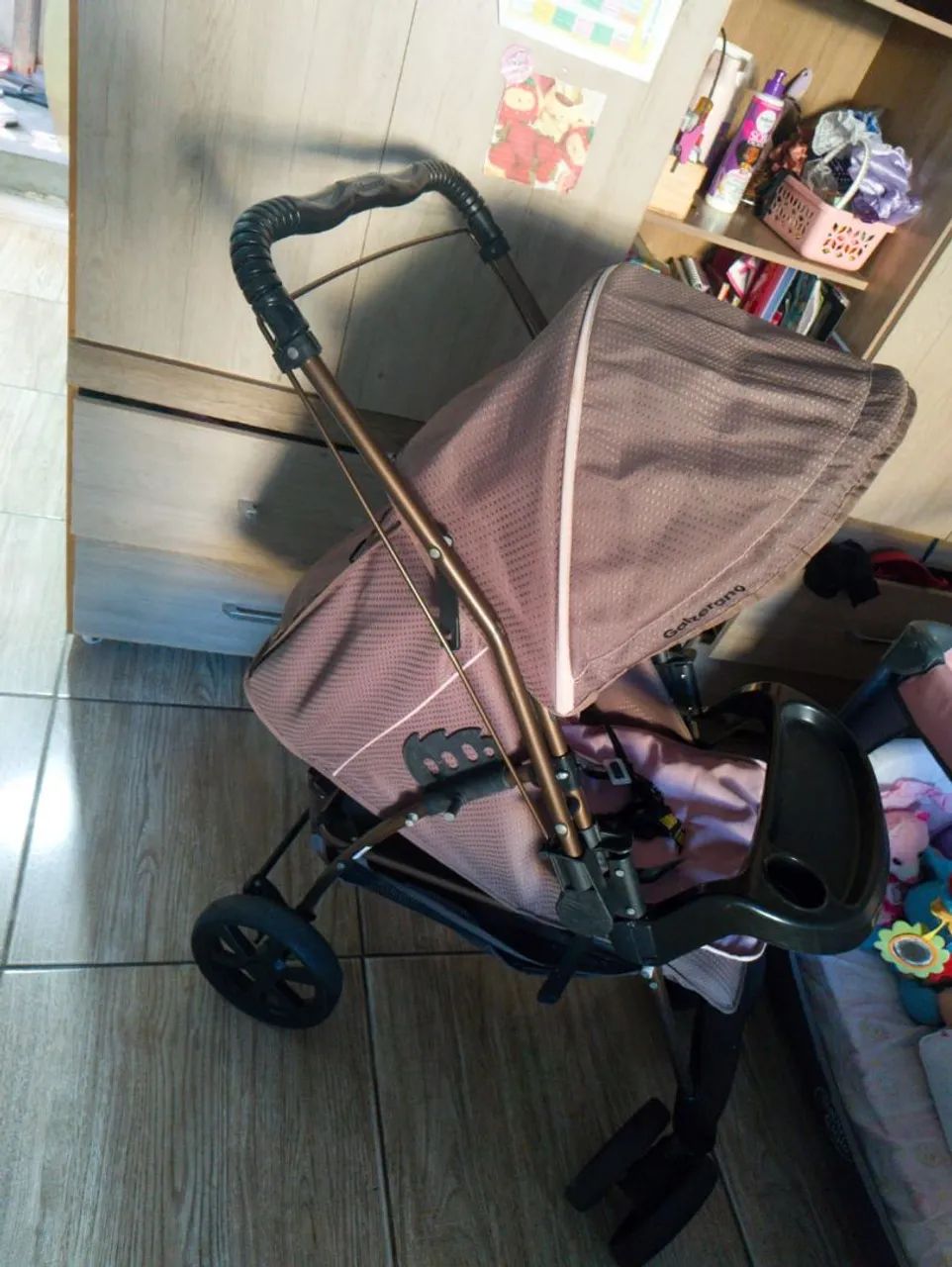 Carrinho de bebê feminino  - Foto 4