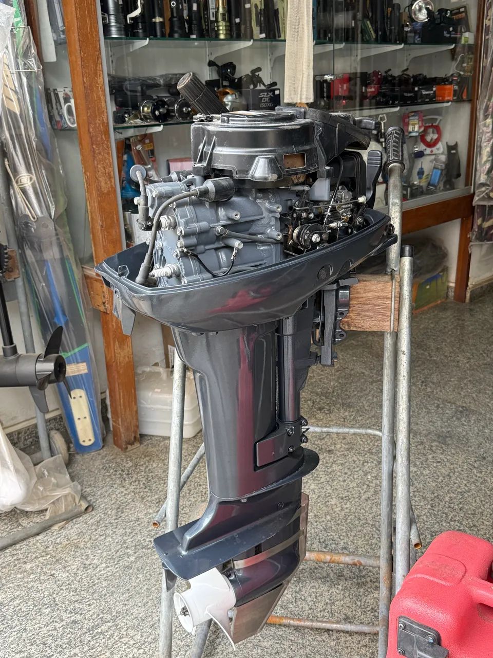 Motor de barco Yamaha 15 Hp  - Foto 4