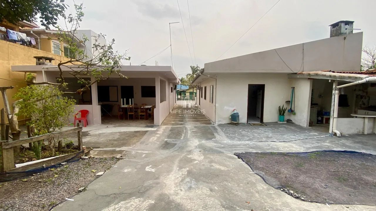 Conjunto de casas à venda em Garopaba/SC a 240m do mar com 5 unidades e matrícula - Foto 4