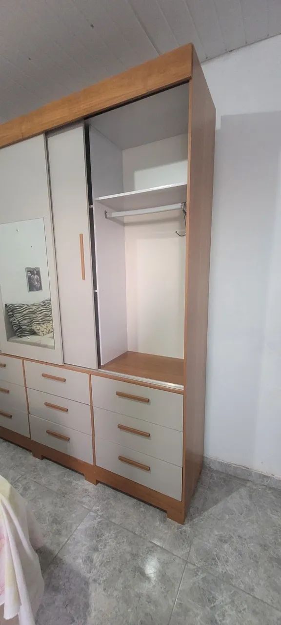 Guarda roupa semi novo - Foto 3