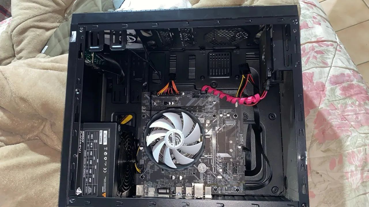 Vendo pc monitor teclado e mouse junto - Foto 3