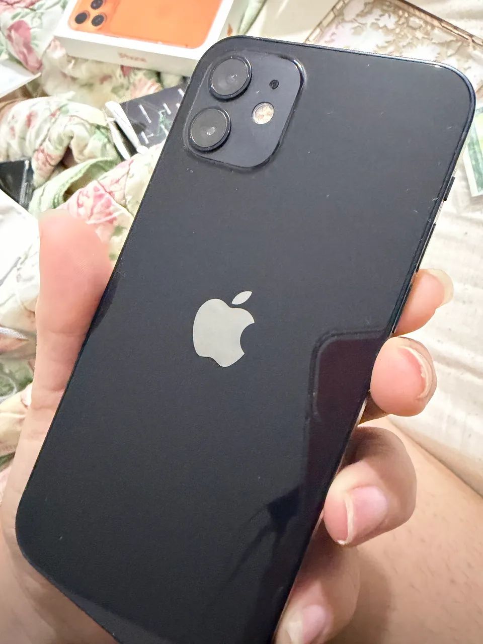 iPhone 12 128g 74% saúde bateria
