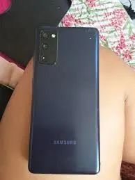 Samsung S20FE 6gb RAM  - Foto 3