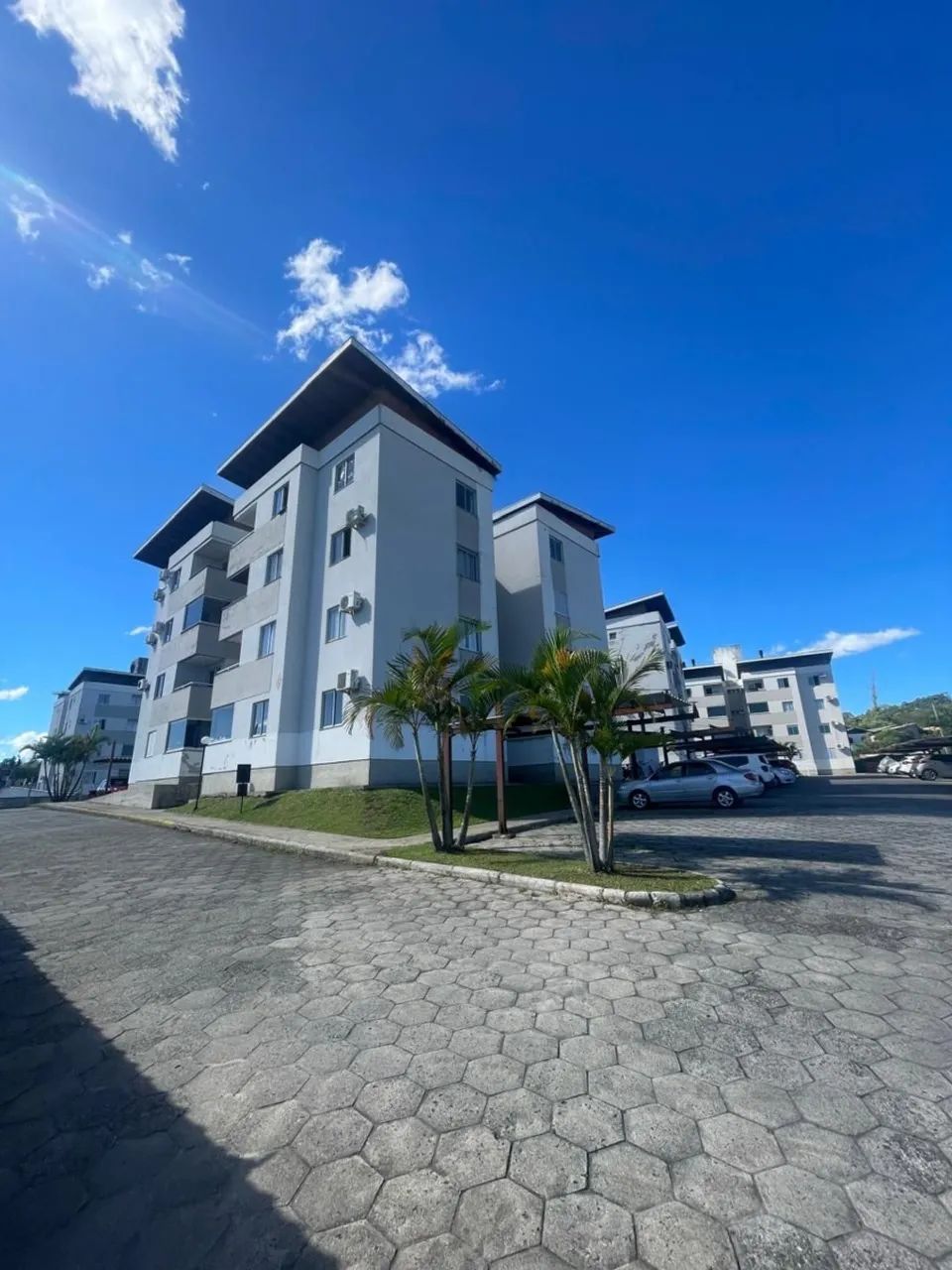 Apartamento (Padrão), com 3 quartos e 1 banheiros à Venda, 71 m² em Siderópolis/SC