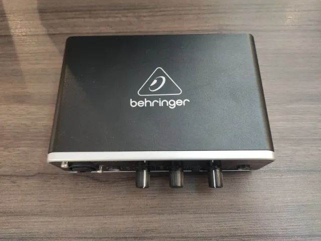 Interface de audio Behringer U-Phoria UMC22 - Foto 5