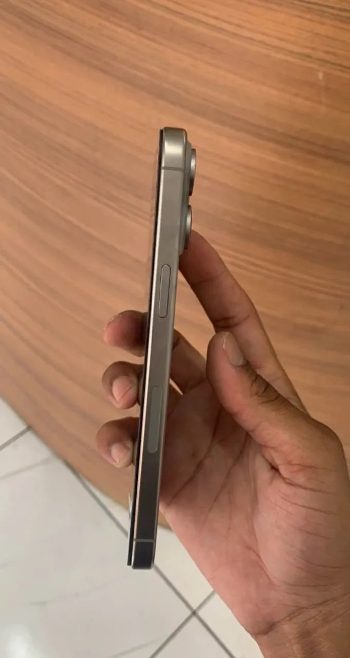 Iphone 15 Pro Max 1TB - Foto 3