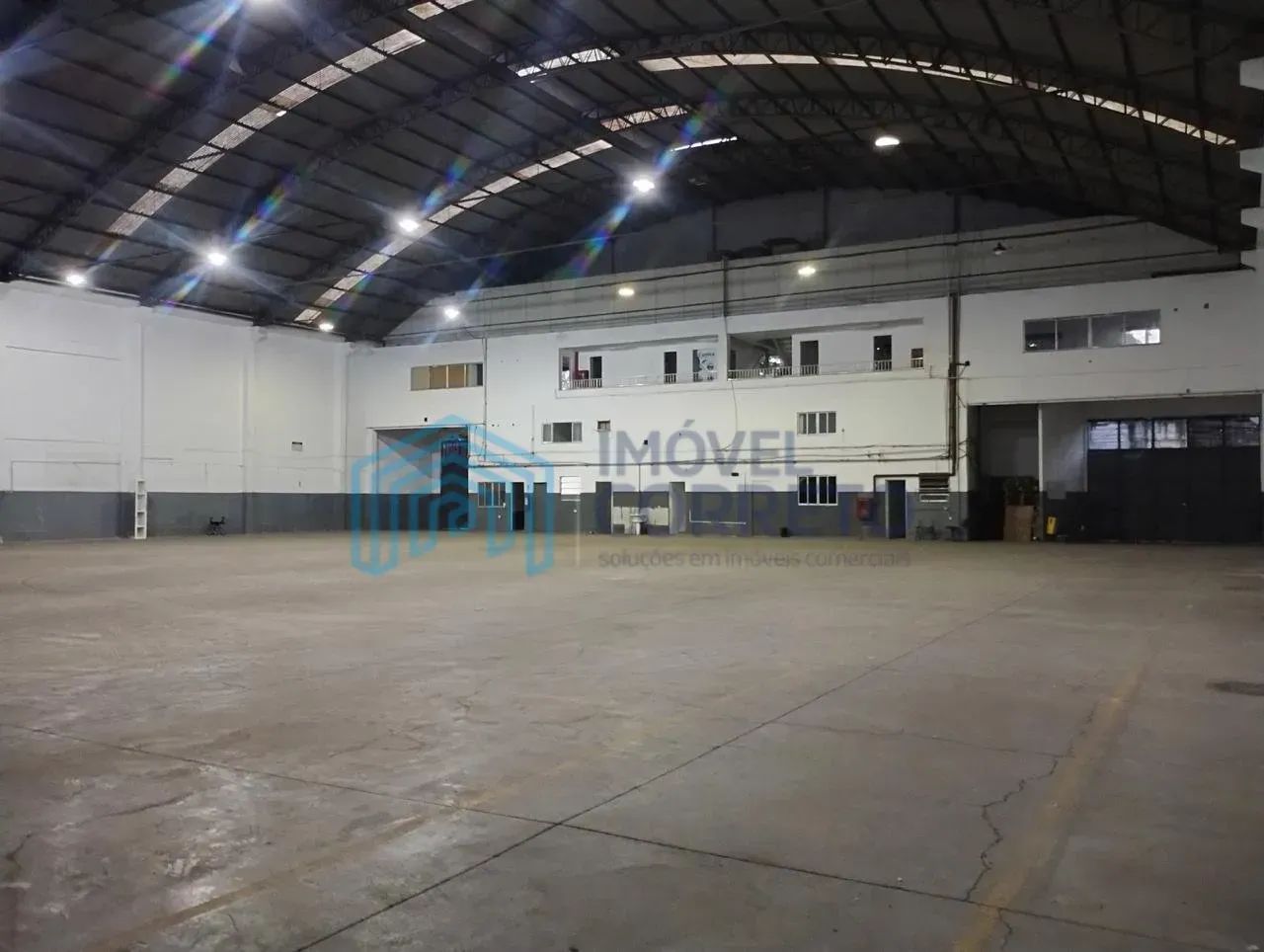 Galpão - Olaria - 1.700 m2 - Cód. 1401