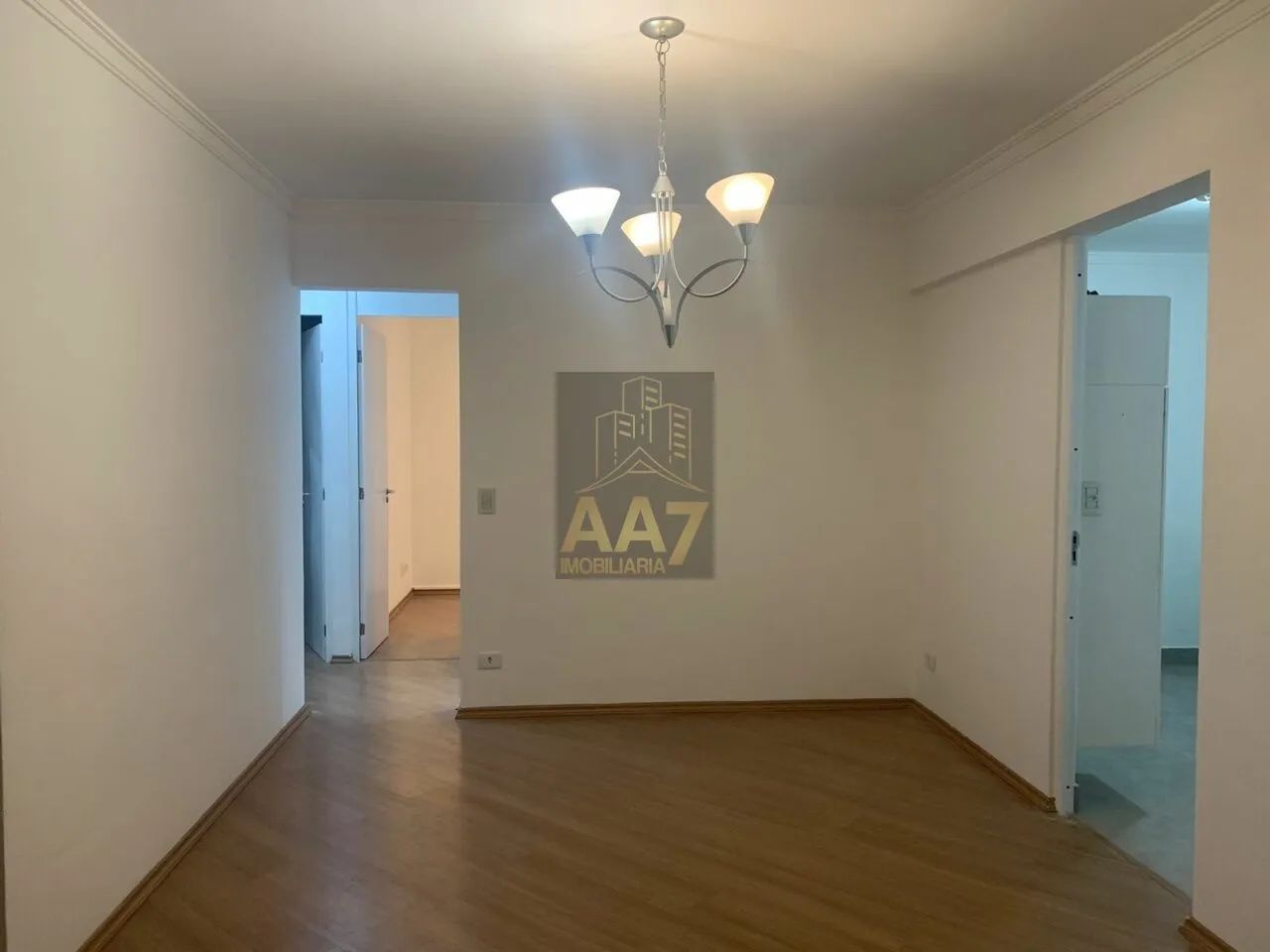 Apartamento para COMPRAR - com 3 Dormitórios, 2 Banheiros, 75m²