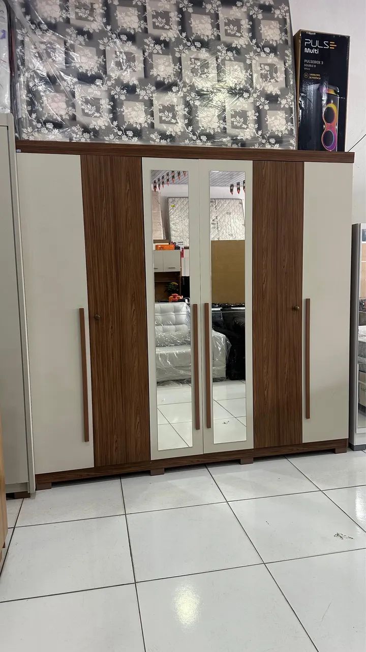 ? GUARDA-ROUPA 6 PORTAS - PEÇA DO MOSTRUÁRIO ?  