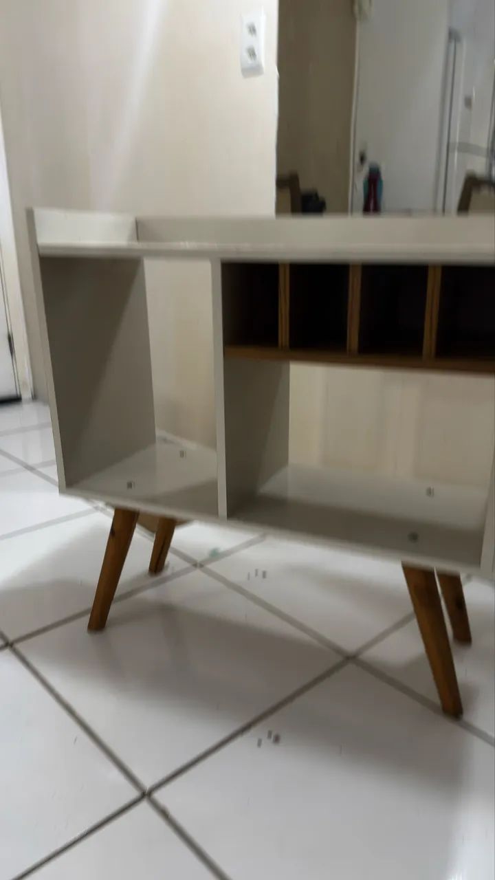 Aparador com adega 