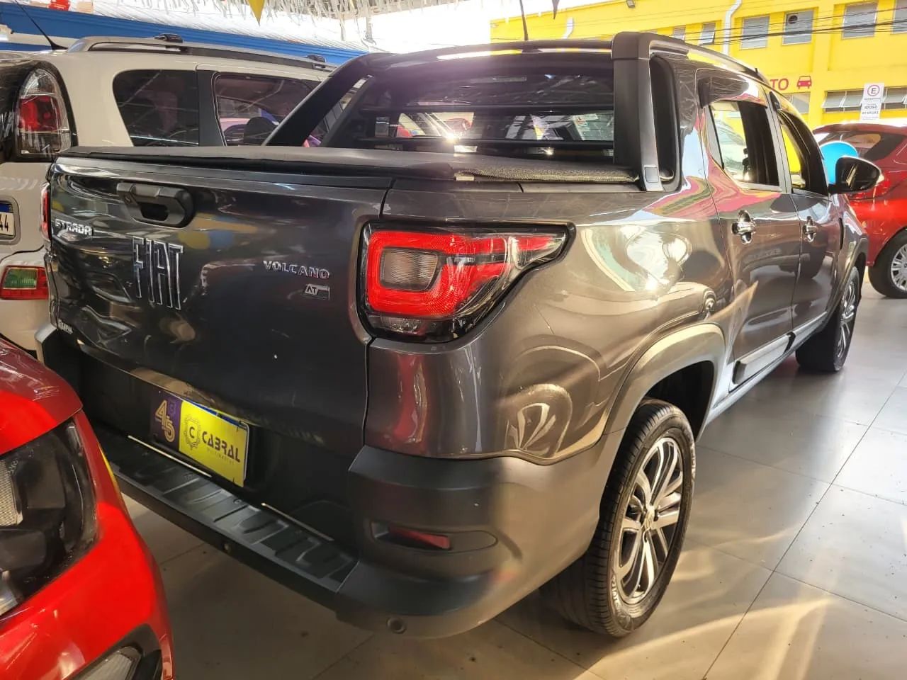 Fiat Strada Volcano 1.3 Flex 8V CD Aut. 2022 - Foto 2