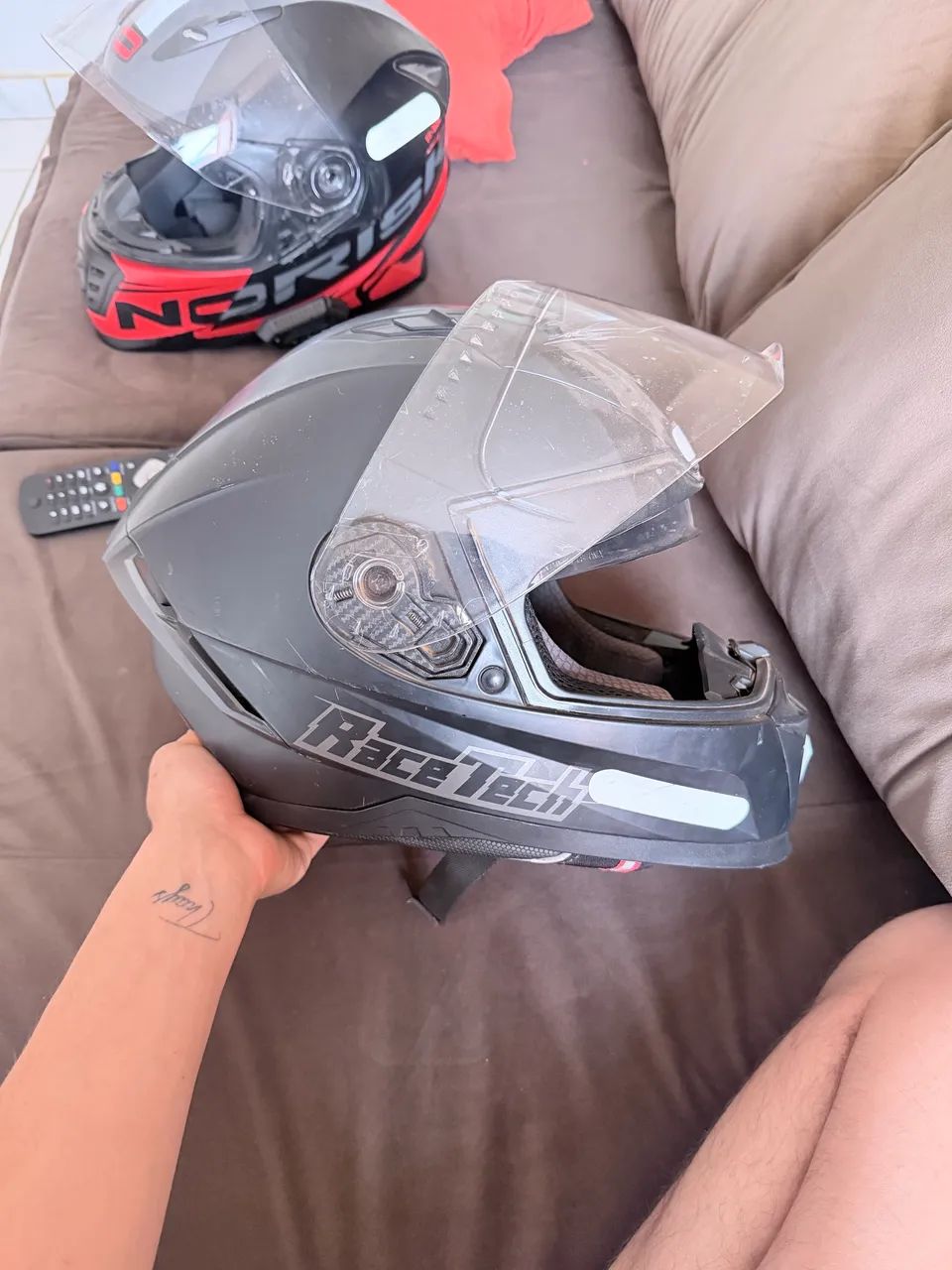 Vende de capacete race Tech - Foto 2