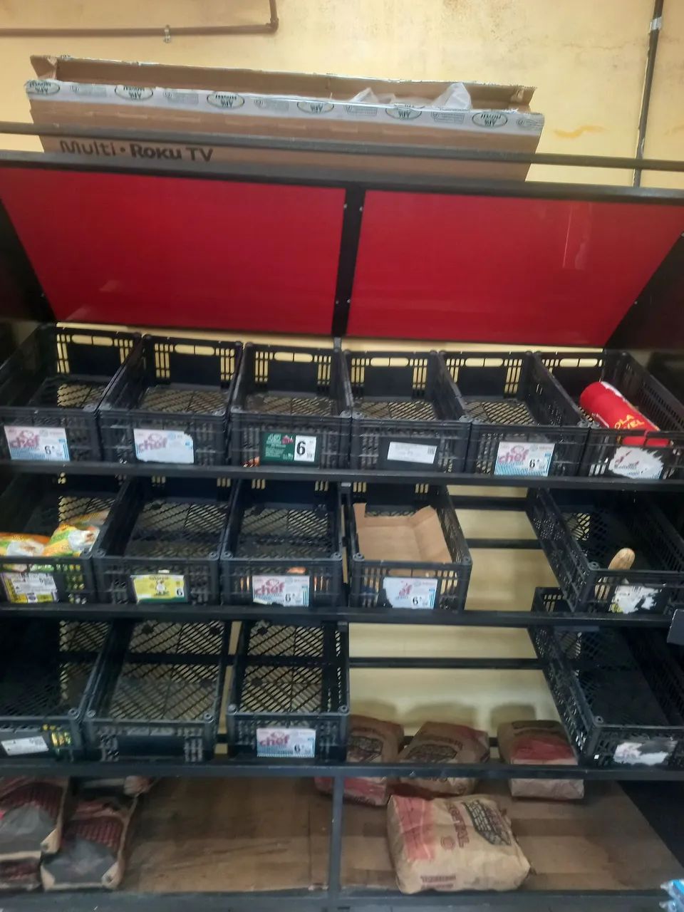 Vende-se mercadinho 