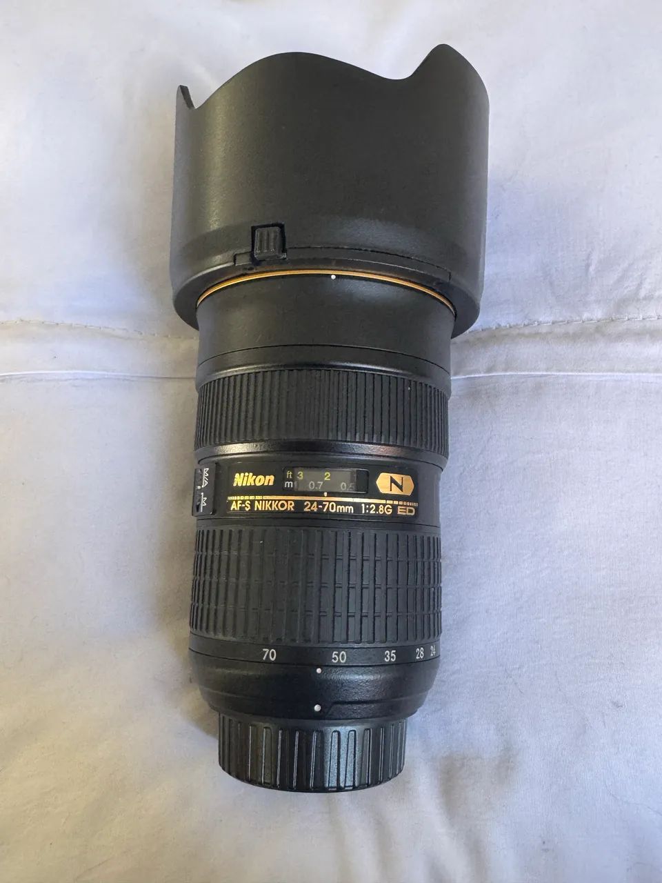 Objetiva Nikon AF-S 24-70mm f/2.8 G ED impecável - Acessórios para