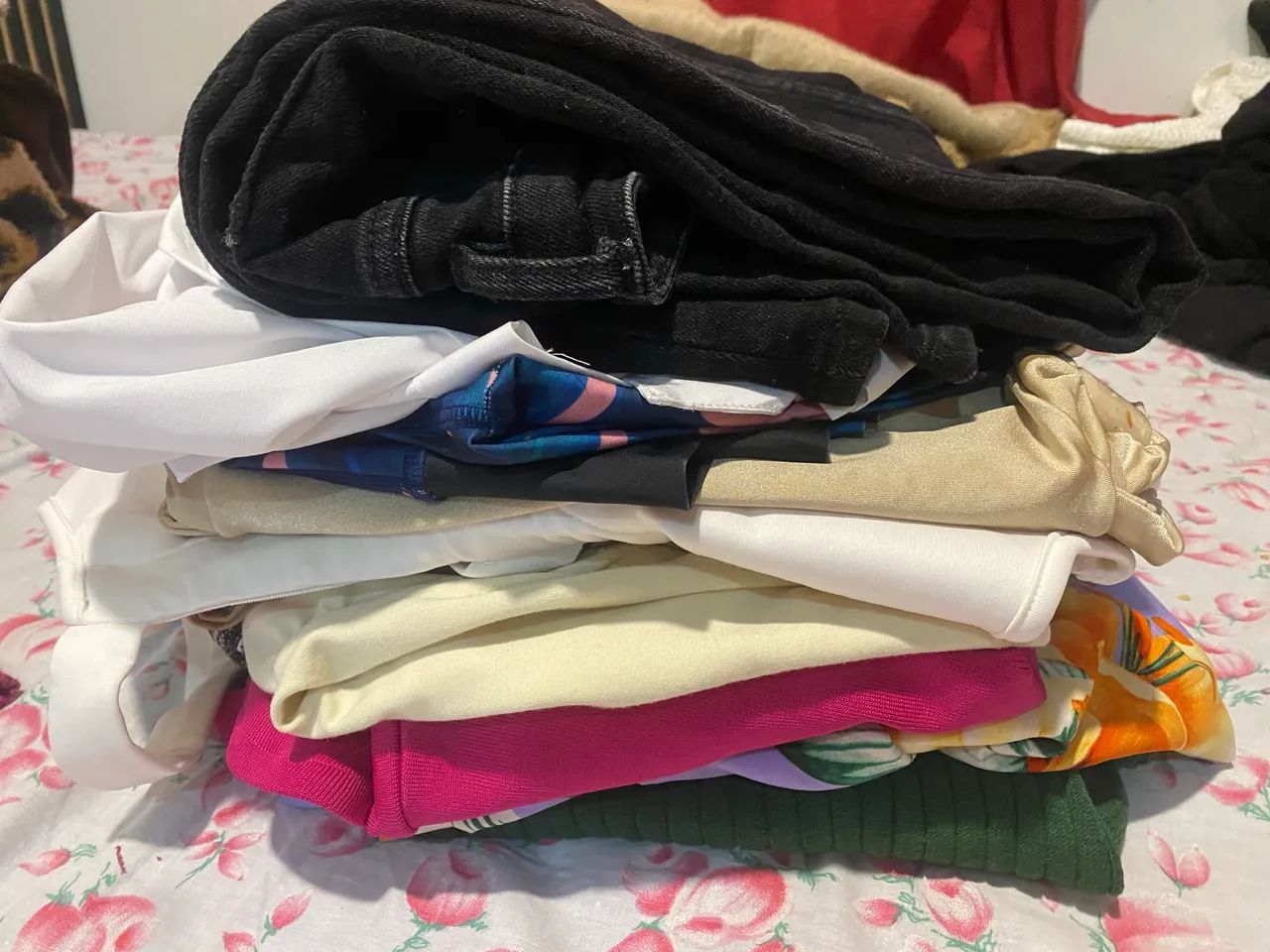 Lote de roupas  - Foto 2