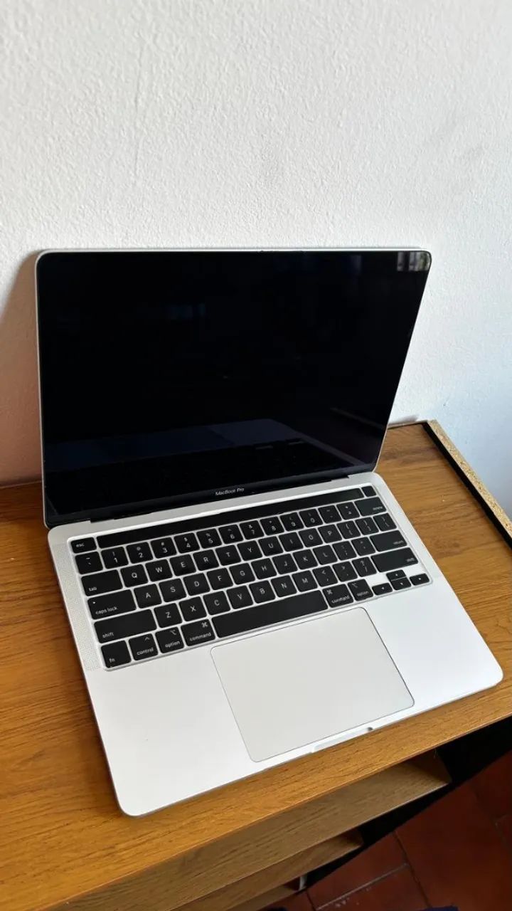 MacBook Pro i5 2020 8GB RAM 256GB SSD - Foto 2