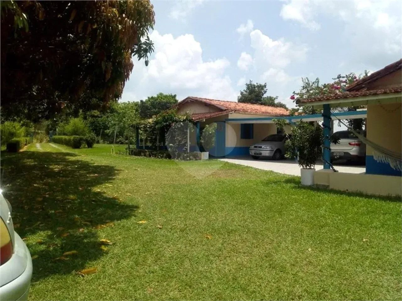 Chácara Formada próxima ao centro de Sarapuí SP
