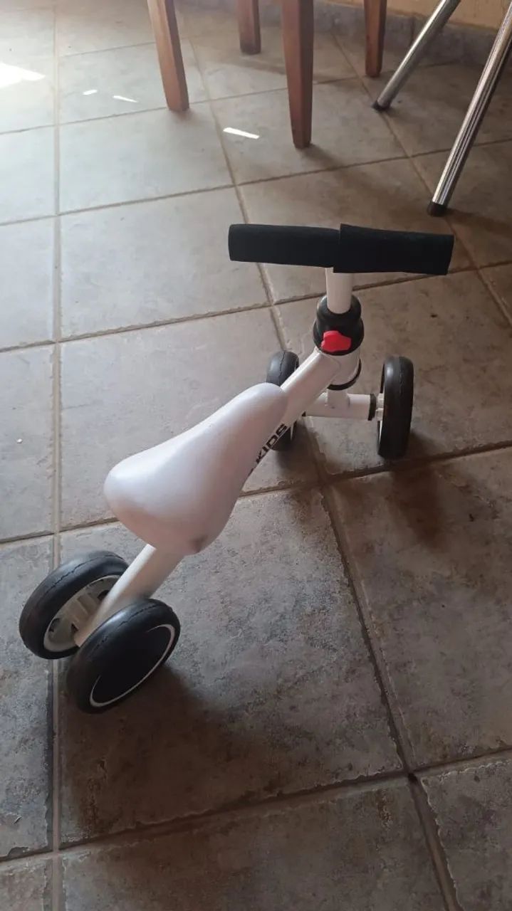 Bicicleta de equilibrio - Foto 3