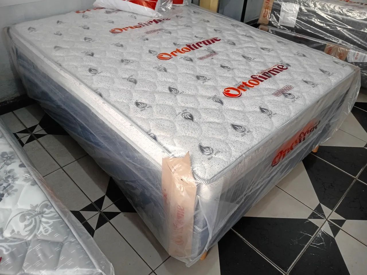 PROMOÇÃO/ CAMA BOX CASAL DE MOLAS ENSACADAS! - Foto 3