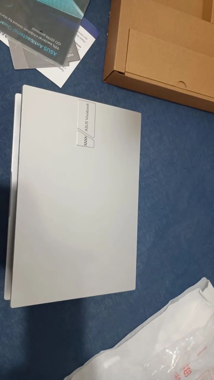 Uma impressora e um notebook  - Foto 4