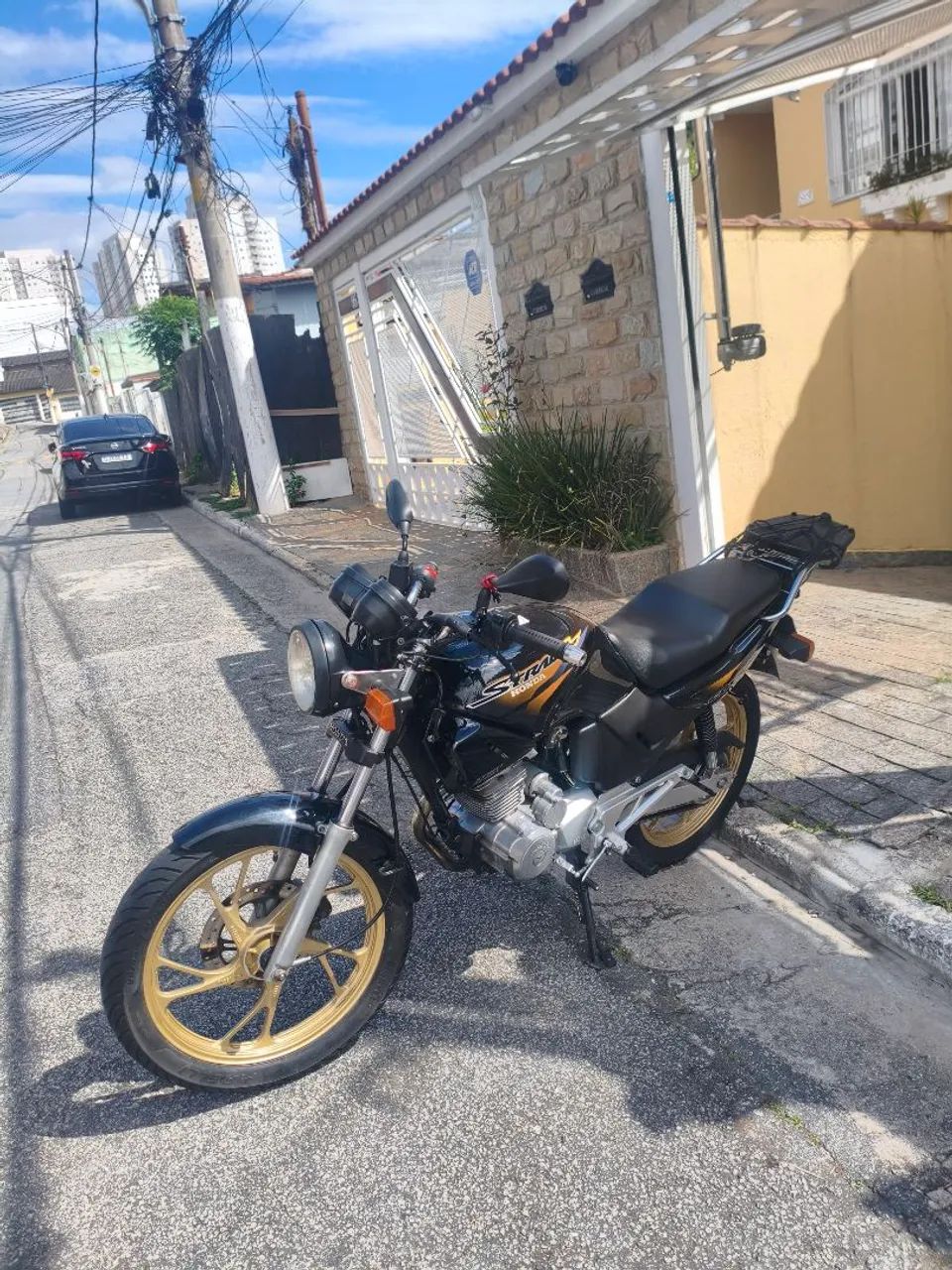 CBX 200 Strada  - Foto 2