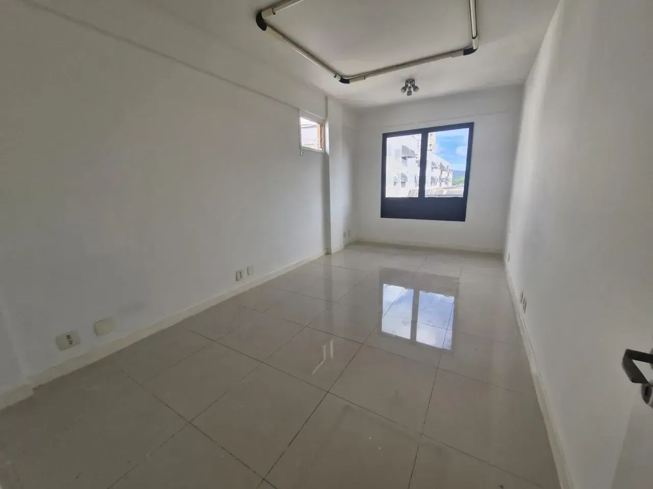 Sala/Conjunto para venda com 29 metros quadrados - Foto 5