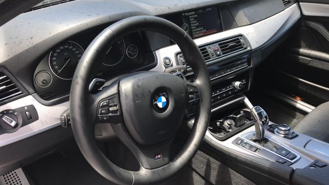 BMW 528i 52 mil km único Dono kit M - Foto 7