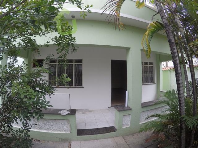 Casa 03 Quartos Próxima a Unig