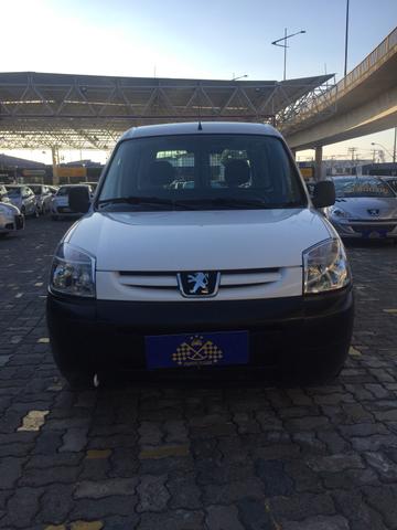 Partner Furgão- Seminovos Papitos Car