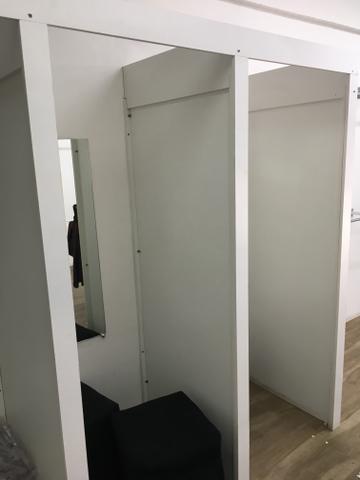Araras e provador de loja - Foto 3