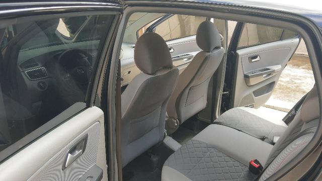 Vw - Volkswagen novo FOX super conservado e impecável - Foto 9