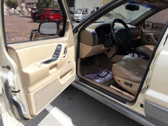 Jeep Grand cherokee laredo ano 2000 único dono - Foto 8