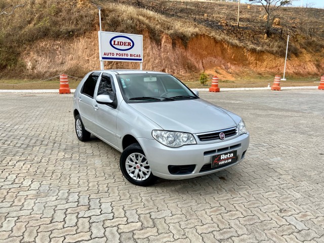 PALIO ECONOMY 1.0 2015 COMPLETO   82 MIL KMS  