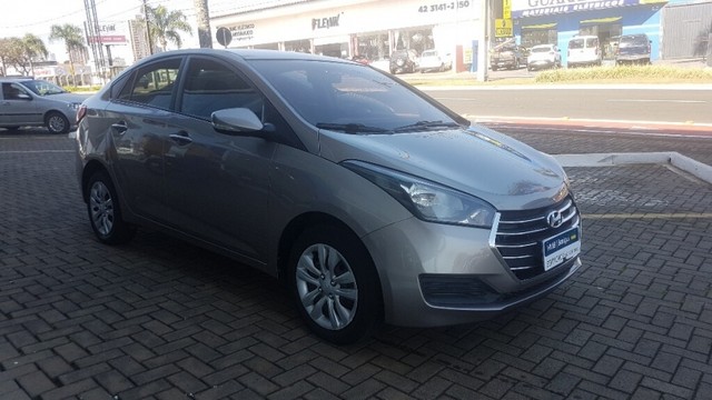 HYUNDAI HB20S COMFORT PLUS 1.6 16V AT6 PRATA 2016/2017