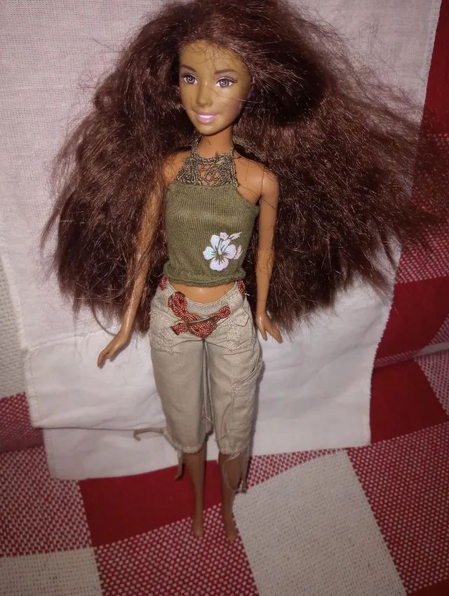 Barbie Mattel 2017 morena - Desapegos de Roupas quase novas ou