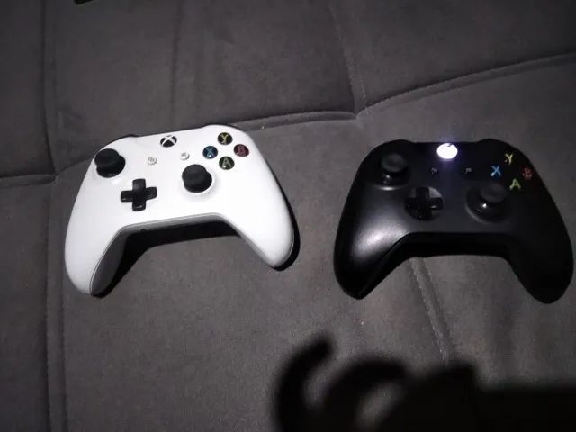 Xbox One Fat - Jogos e HD Externo