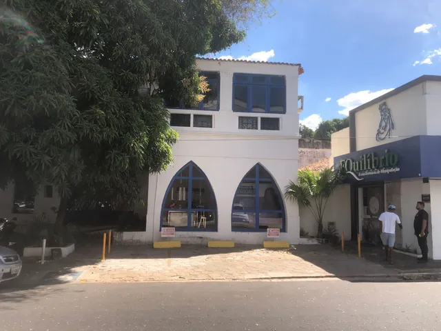 Ponto comercial na avenida Frei Serafim