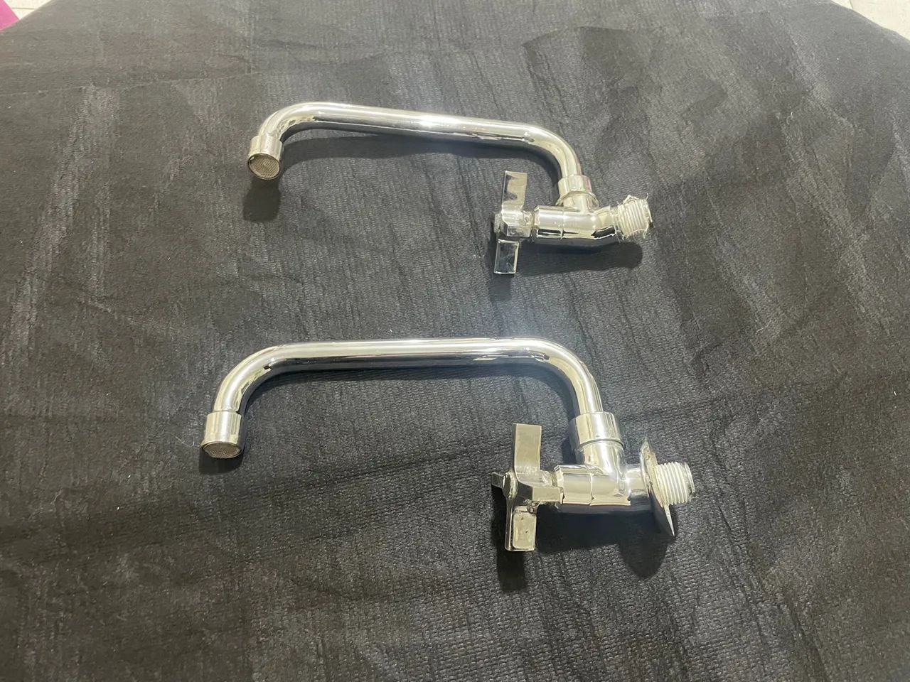 Torneira giratória  Baixa para Pia  - Foto 2