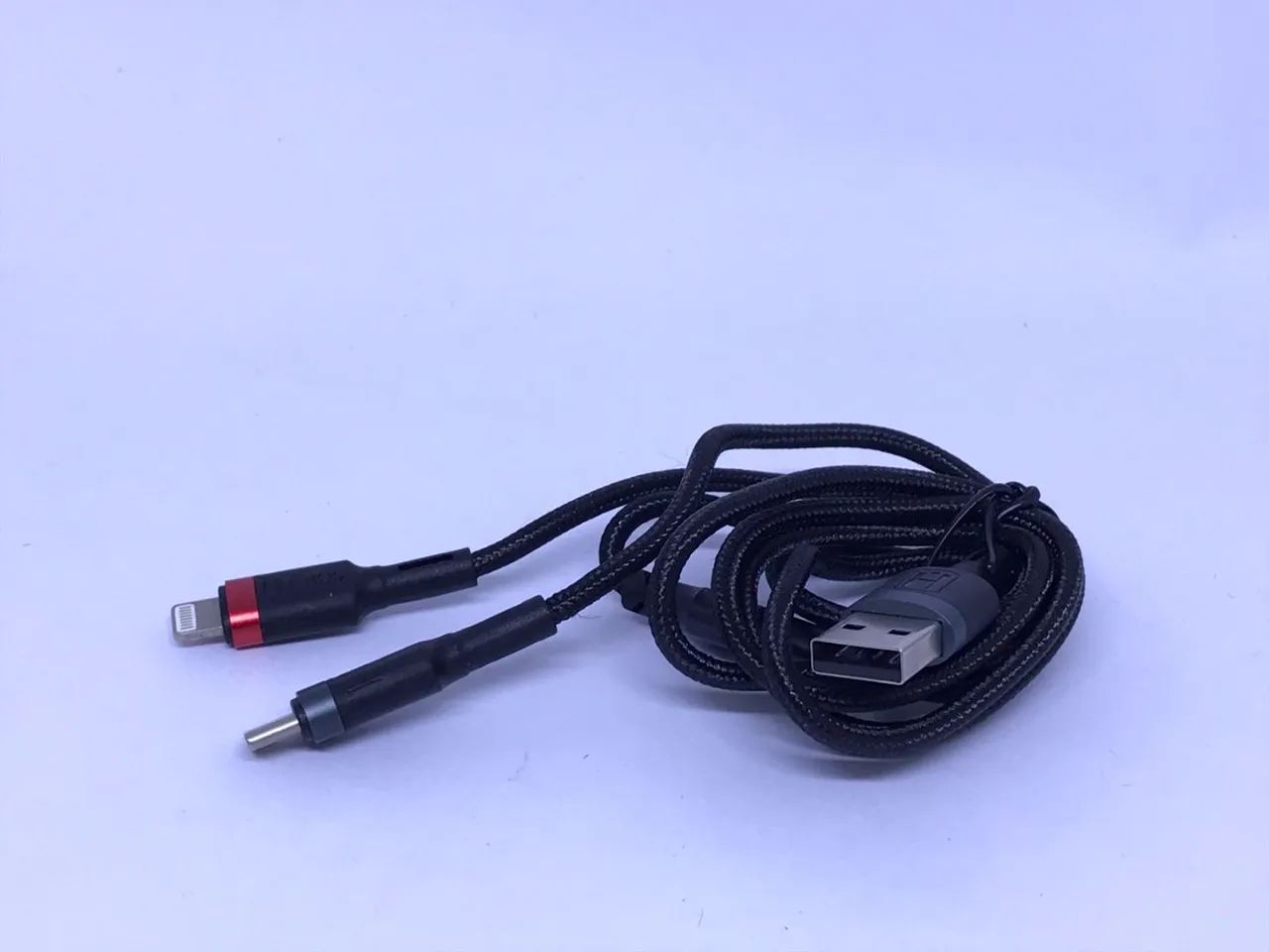Cabo para celular Com Pontas Tipo C e iPhone - Foto 4
