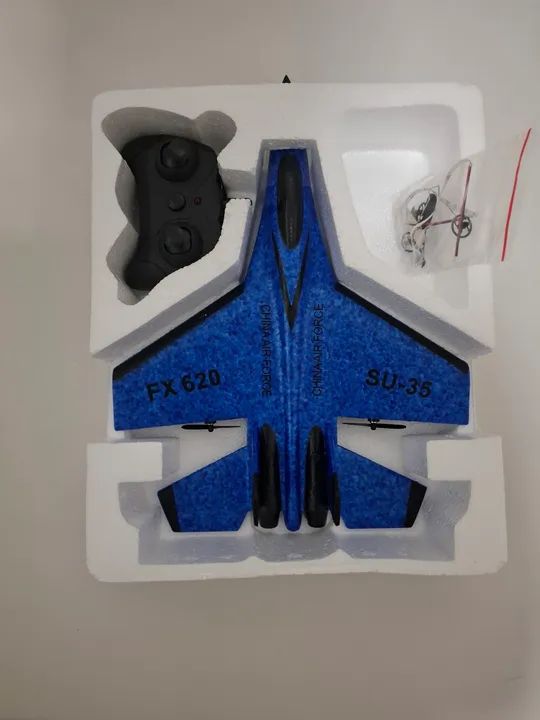 Avião de controle remoto  - Foto 3