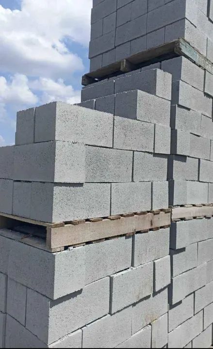 BLOCO DE CONCRETO DE PRIMEIRA QUALIDADE 